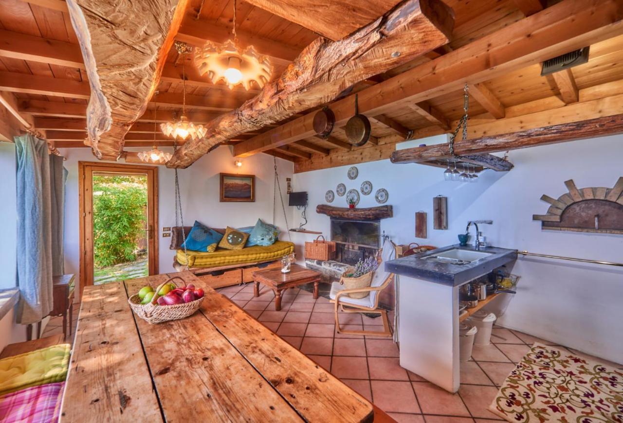 Piccola Casa Naturale Sul Lago 瓦伦纳 外观 照片